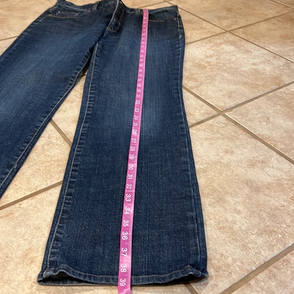 Talbots Boot Cut Jeans Sz 8 - Picture 7 of 10